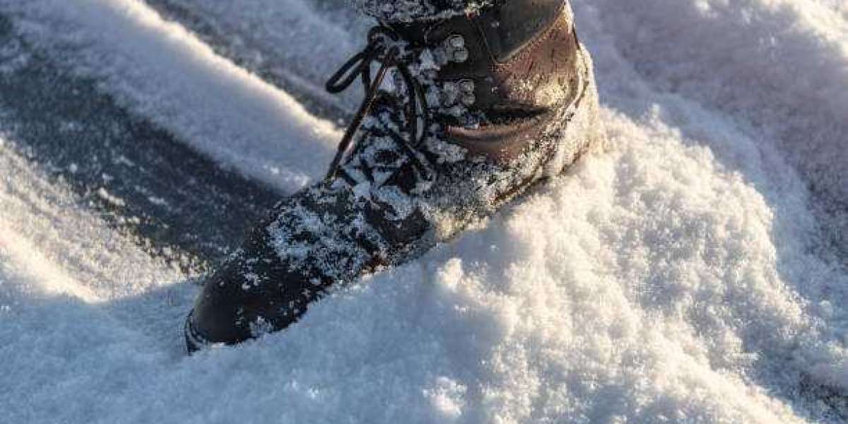 Waterproof Socks Market Witnessing High Growth By Key Players | Outlook To 2032