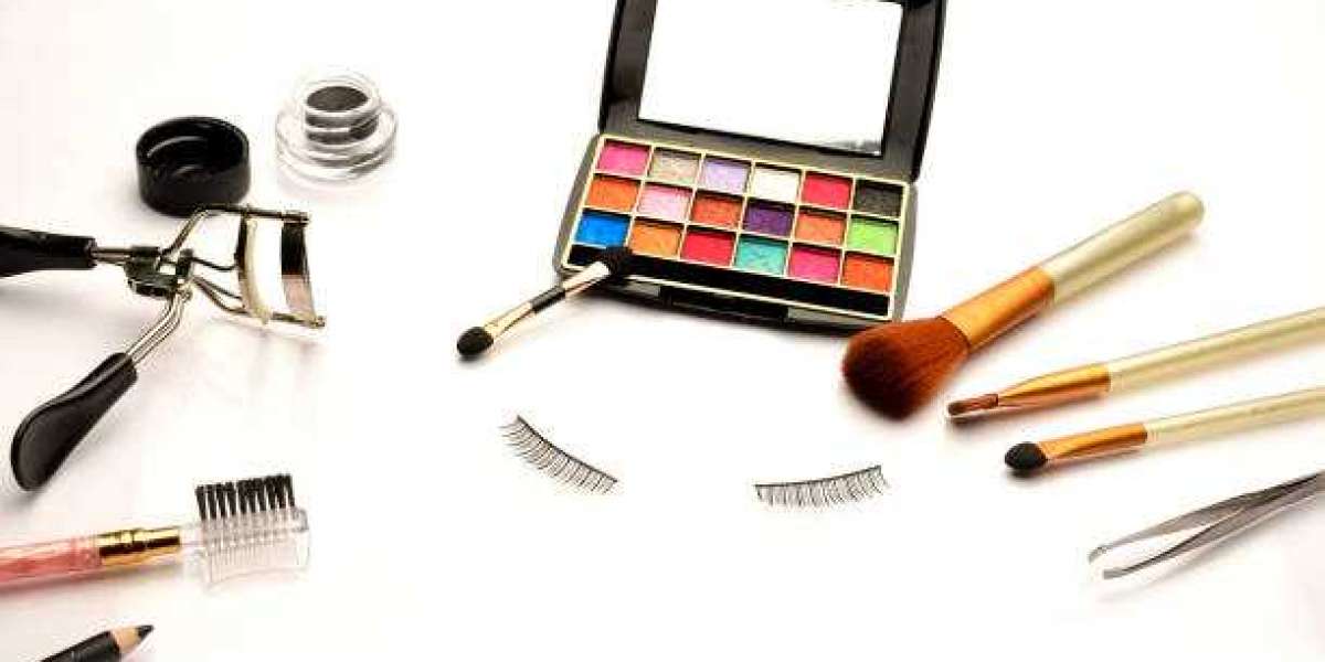 False Eyelashes Market Overview And In-Depth Analysis With Top Key Players By 2035