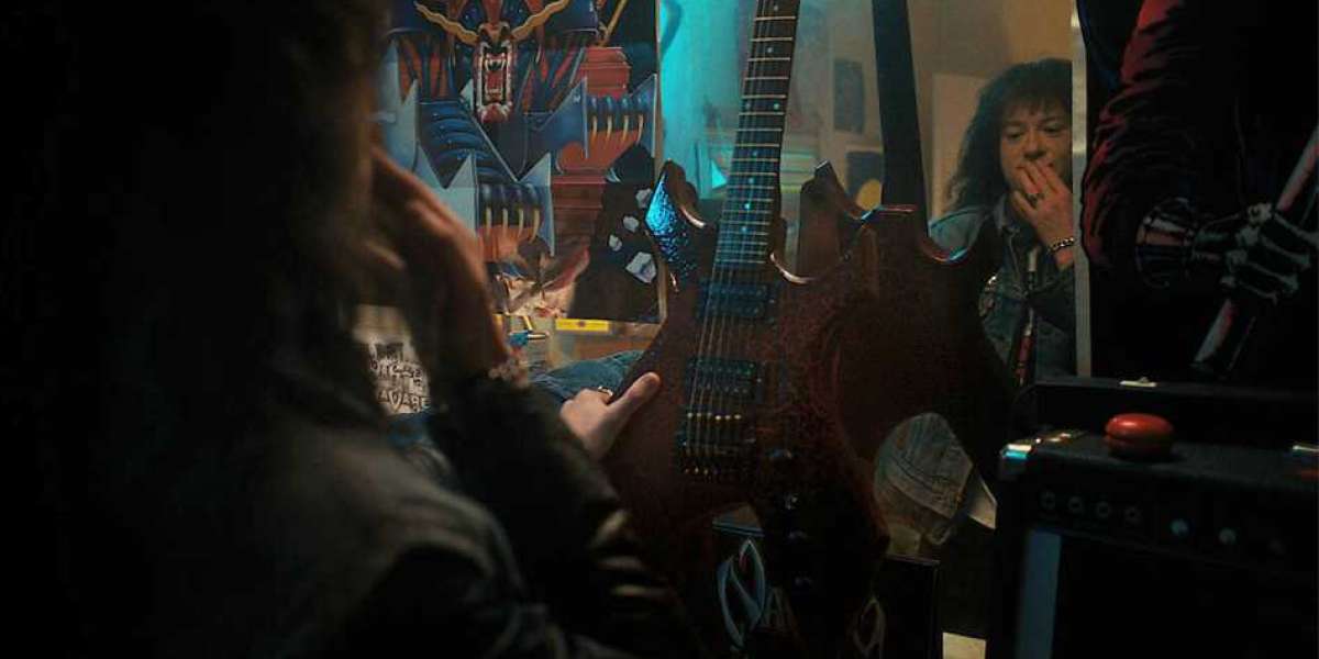 Eddie Munson's Metallica Tribute - A Rock Anthem