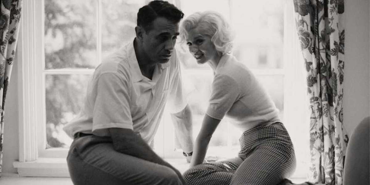 Marilyn Monroe's Life in 'Blonde' - A Deep Dive